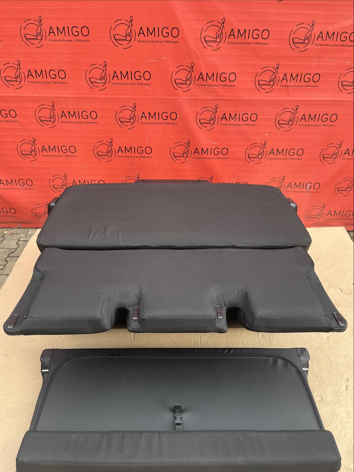 Seat rear bench bed Renault Trafic SpaceClass Escapade Black Leather