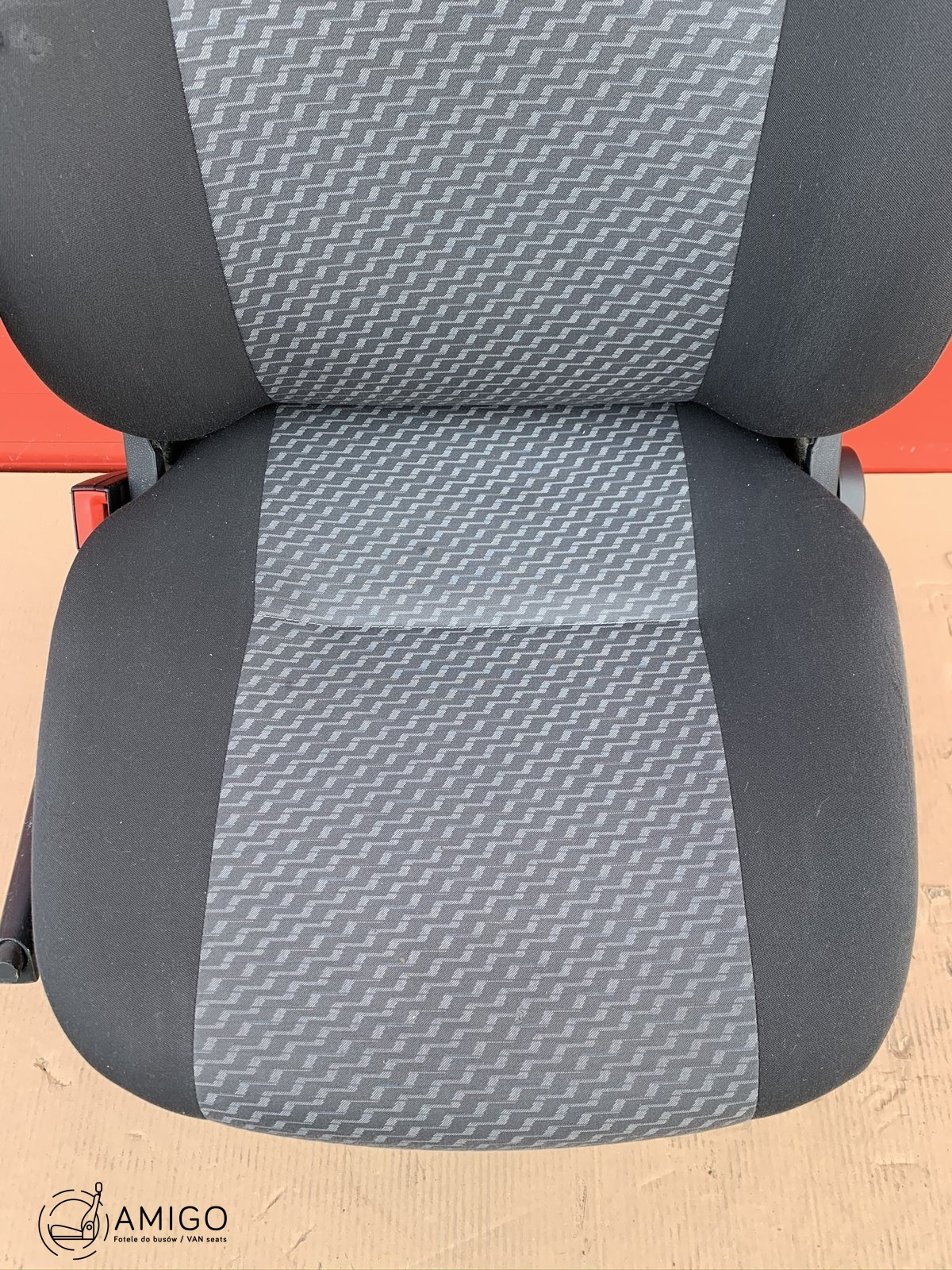 VW Crafter I UK passenger seat | EU driver seat Tasamo adjustments suspension pumped