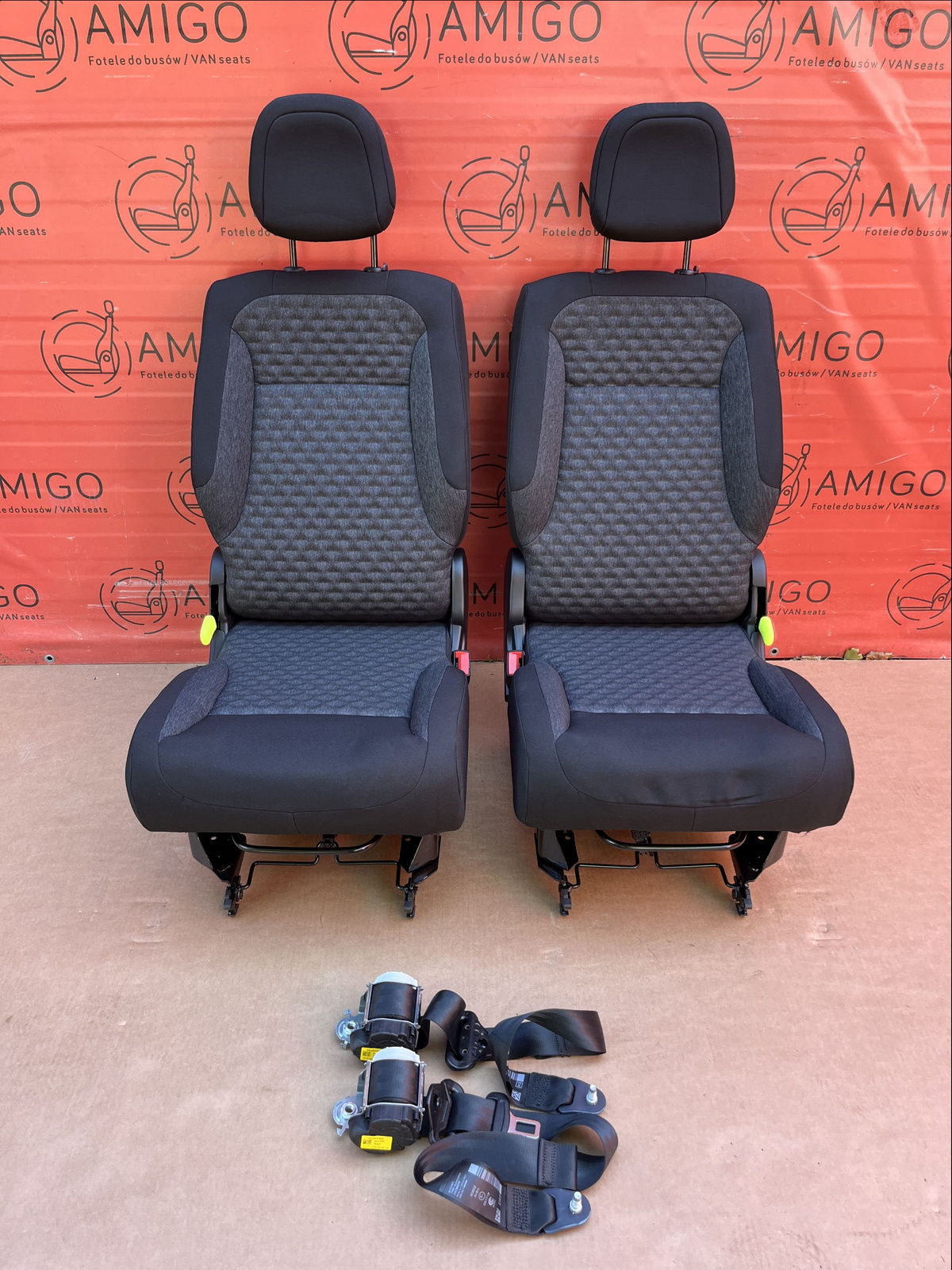 Seats set 3rd row single seat belts Berlingo Doblo Combo Partner Rifter ProAce City