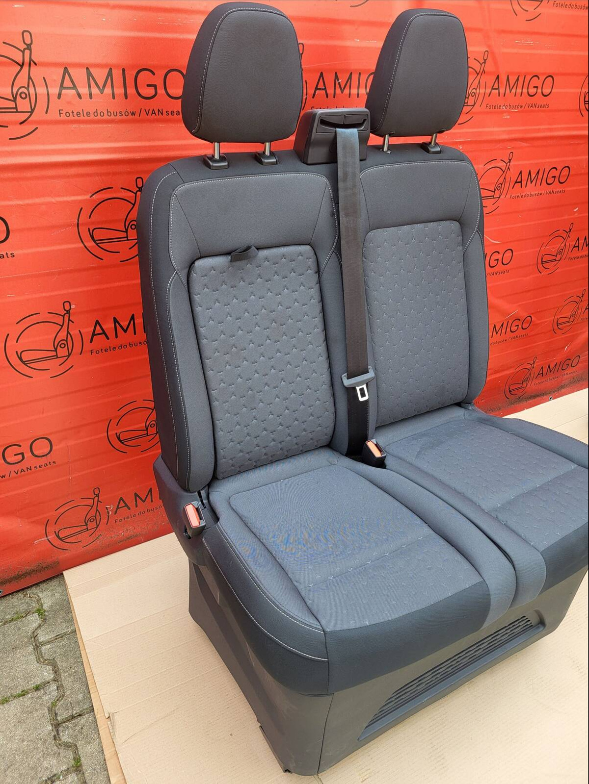 New Ford Transit Custom 24 Titanium Barlo double front passenger seat heated RHD