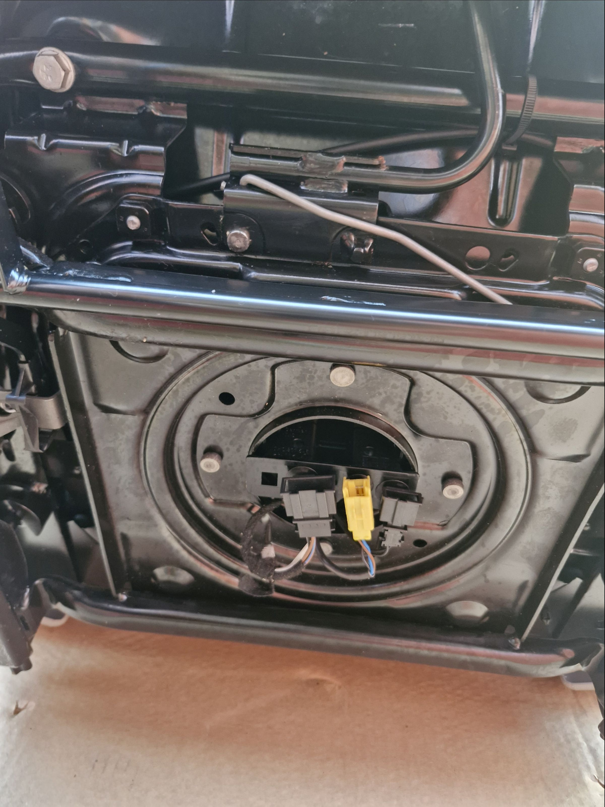 Driver passenger Captain swivel seats seat VW T6 Caravelle t5 Kutamo airbag heated