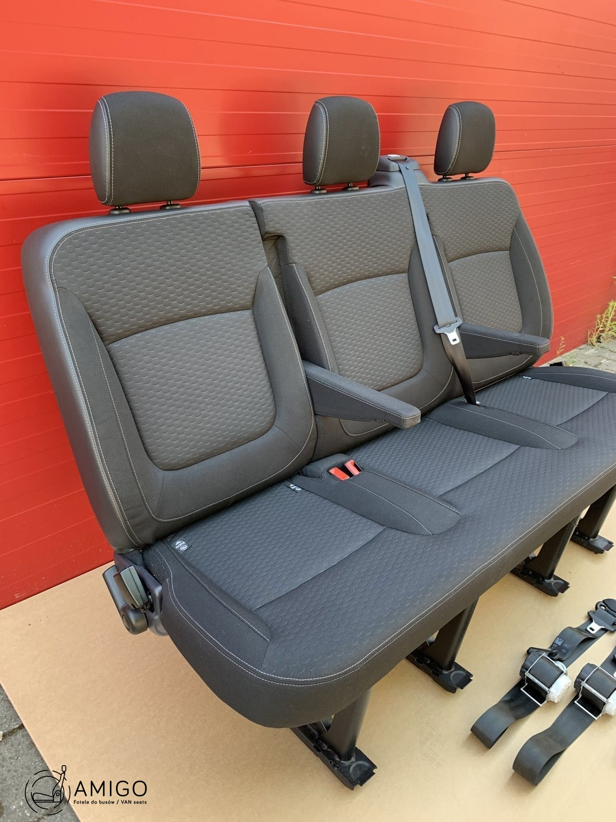 Seat triple bench Renault Trafic Opel Vauxhall Vivaro NV300 Talento belts set