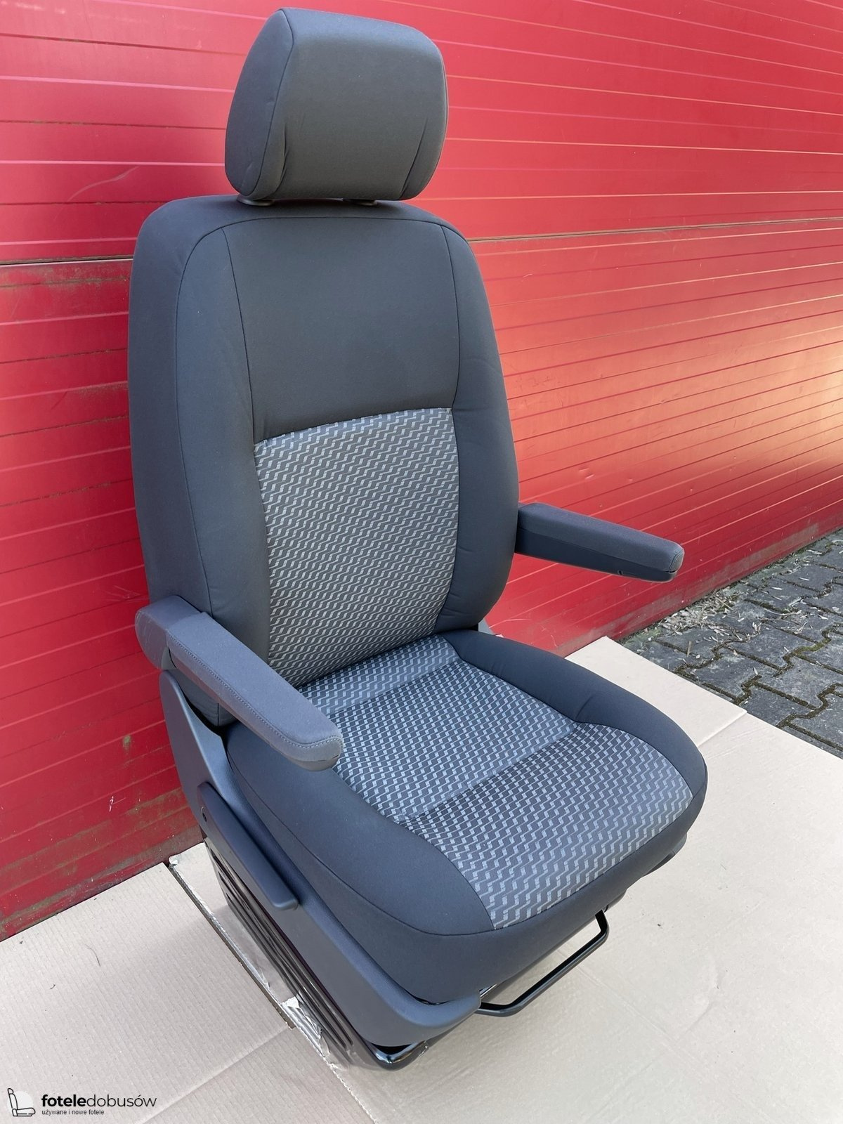 Seat VW T5 GP front UK driver | EU passenger TASAMO with base adjustments armrests