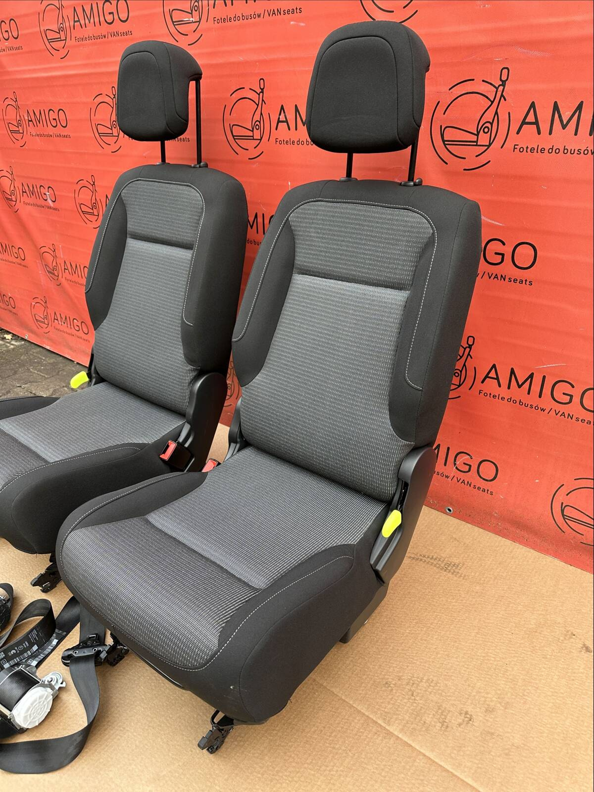 Seats set 3rd row single seat belts Berlingo Doblo Combo Partner Rifter ProAce City