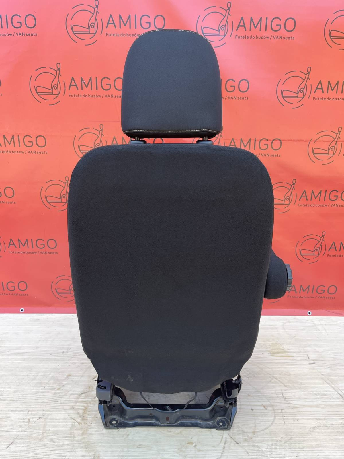 Seat UK passenger | EU driver Renault Trafic Opel Vauxhall Vivaro NV300 Talento armrest airbag