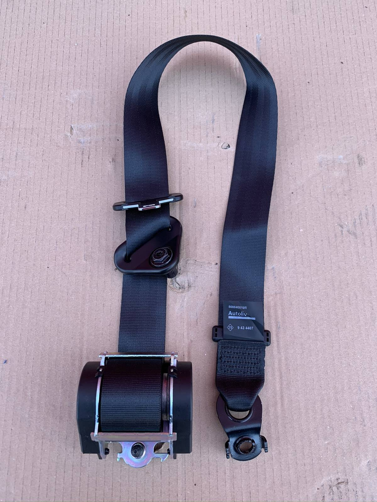 Opel Vauxhall Movano Master NV400 seat belt safety front right 868840019r NEW