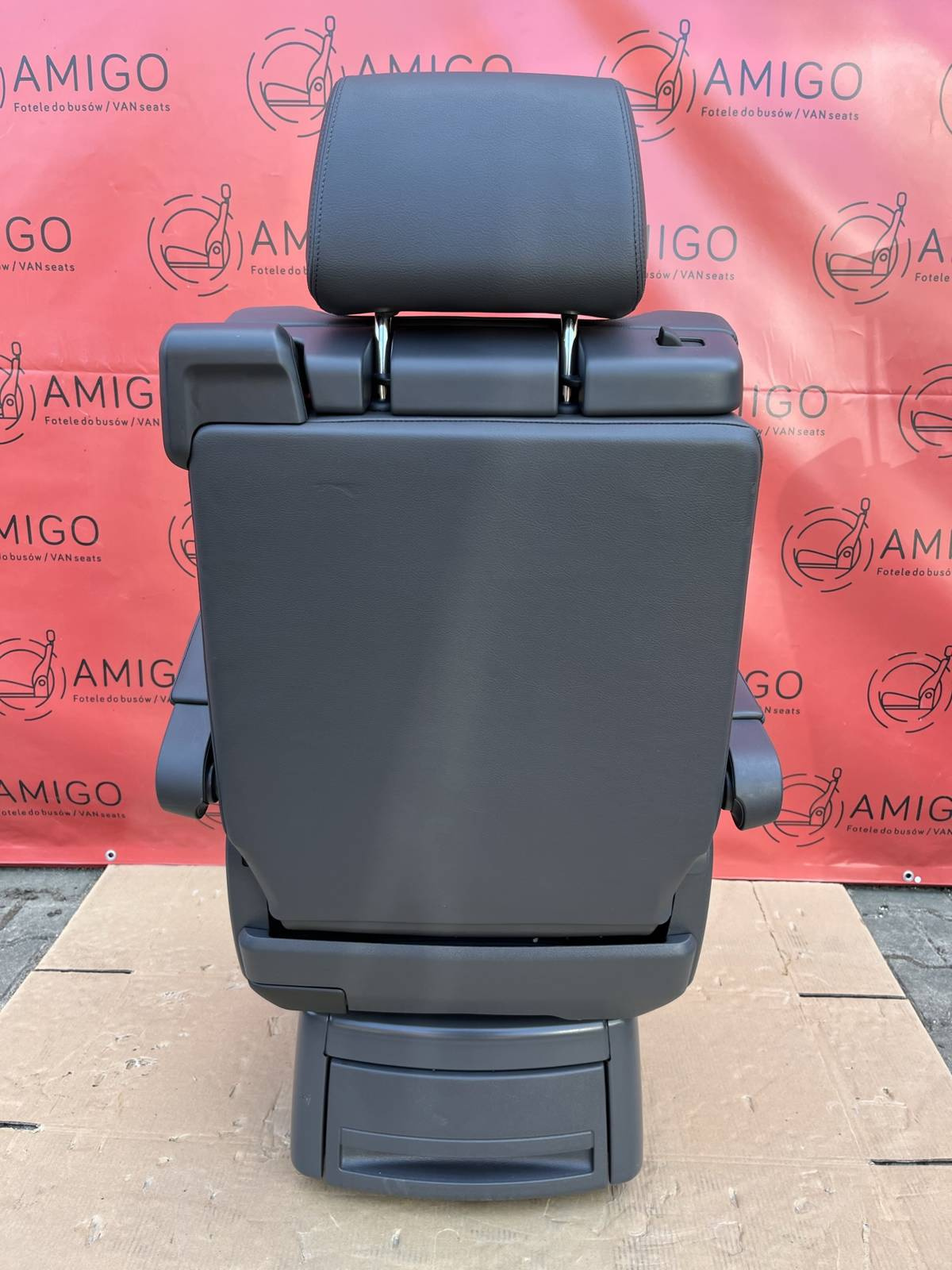 Seat VW T5.1 T5 Multivan Caravelle Leather anthracite swivel rear for child t6