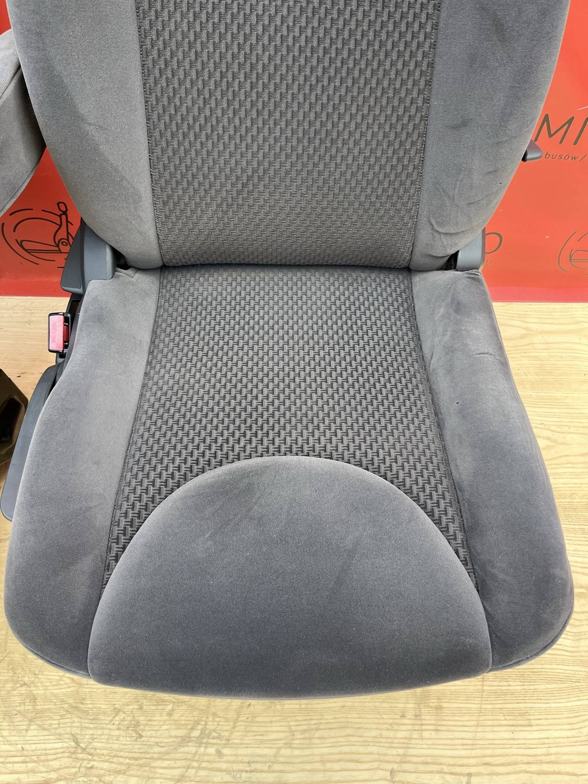 Front seats Set Driver Passenger Peugeot Expert II Dispatch Jumpy Proace 2006-2016