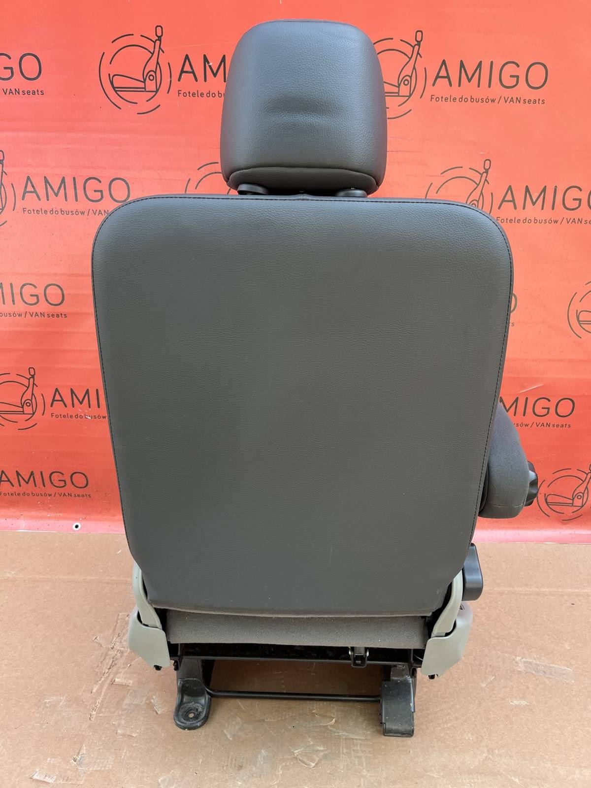 Seat UK passenger | EU driver Renault Trafic Vauxhall Vivaro Nissan Primastar 2001-2014 Heated