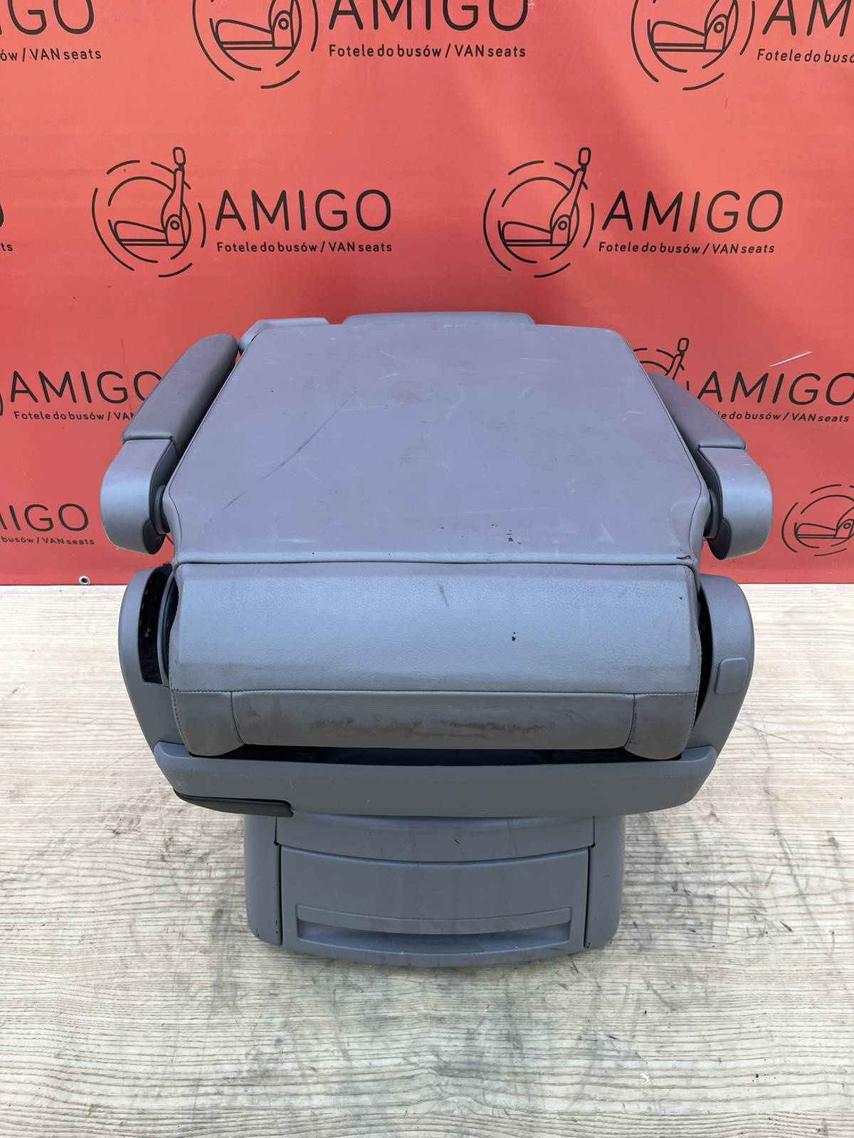 Seat VW T5 Multivan Caravelle Leather grey swivel rear for child T5