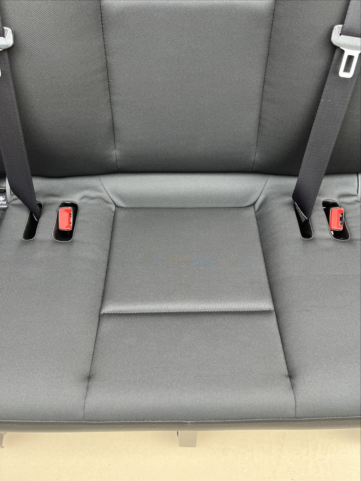 Mercedes Sprinter W907 W910 bench seat passenger compartment rear Maturin isofix