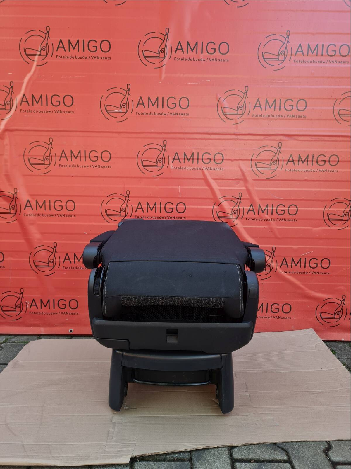 Seat VW T6 Multivan Caravelle Kutamo single rear t5 not swivel