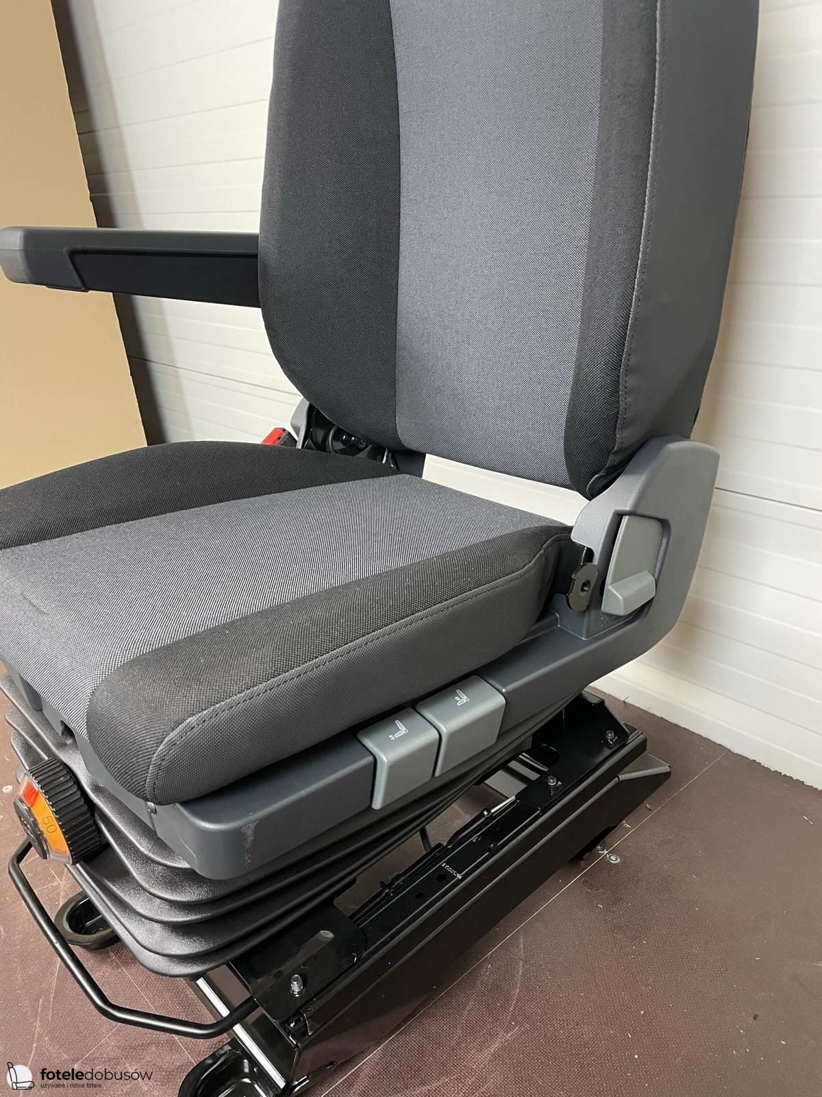 Seat Opel Vauxhall Movano Master NV400 UK passenger | EU driver adjustments pumped suspension