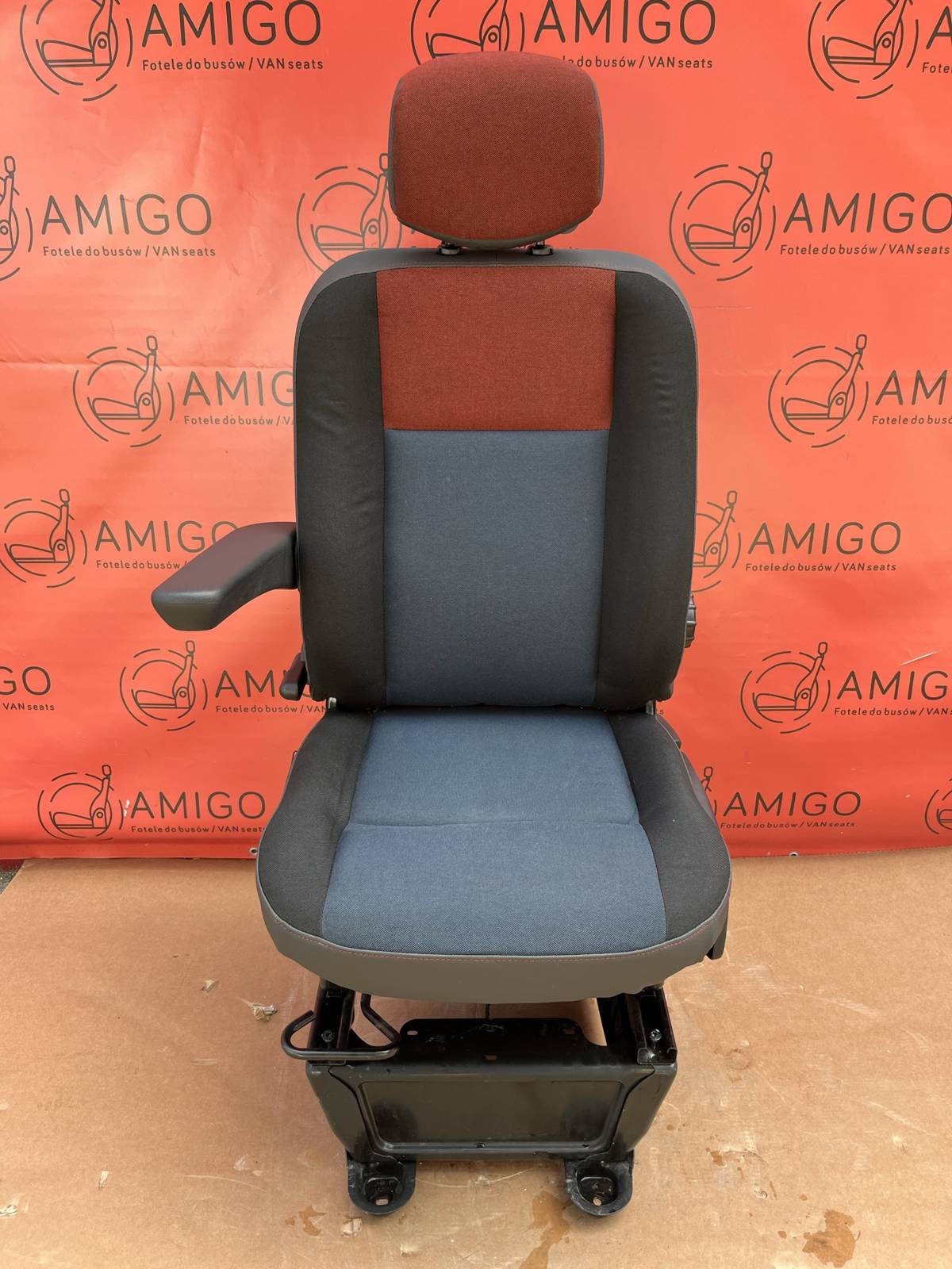Seat Opel Vauxhall Movano Master NV400 captain UK passenger | EU driver adjustments armrest airbag