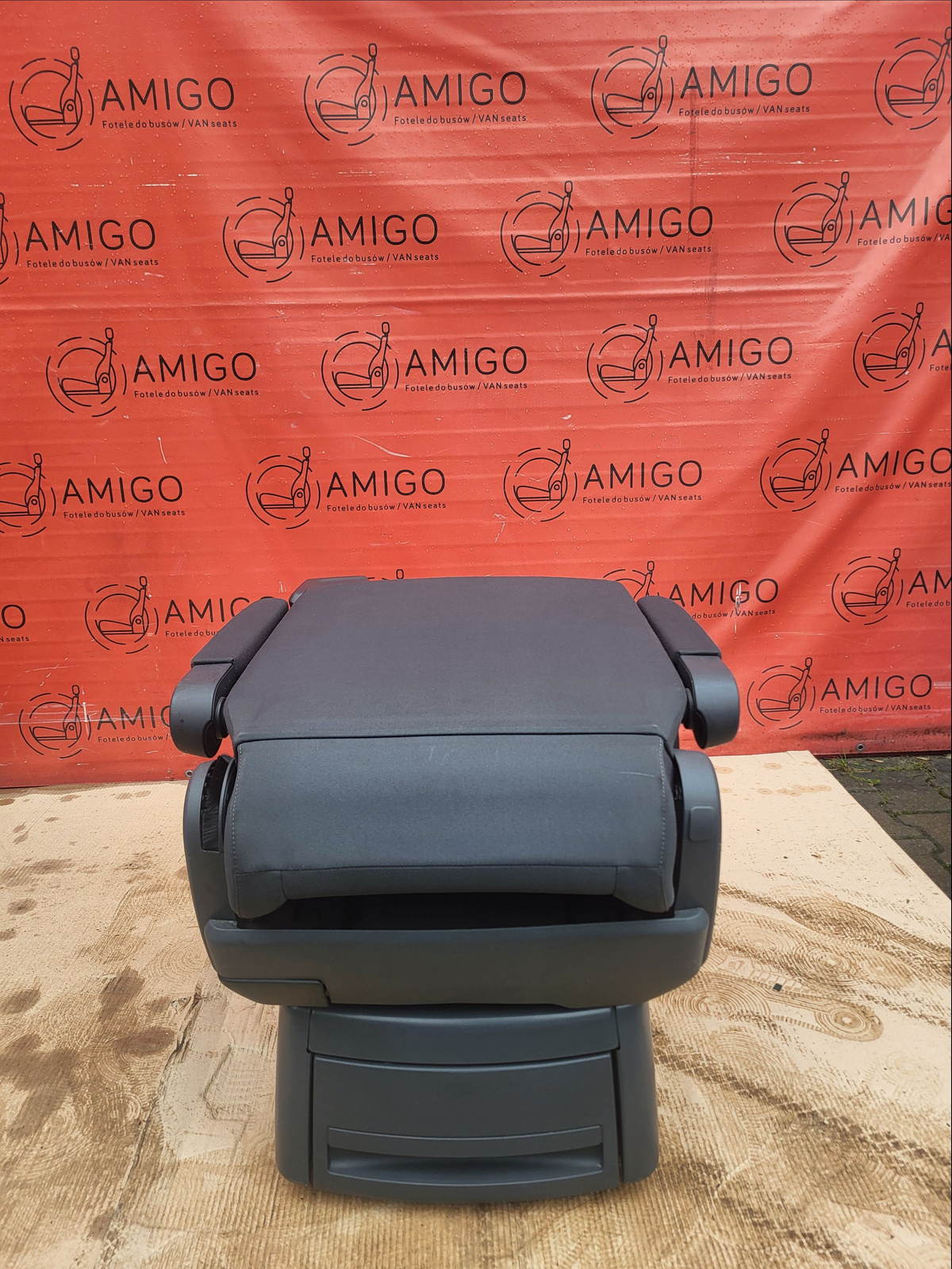 Seat VW T5 T5.1 Multivan Caravelle LIFE swivel rear single