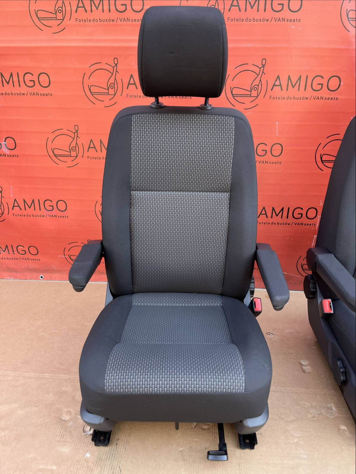 Driver passenger Captain genuine swivel seats seat VW T6.1 California Bricks