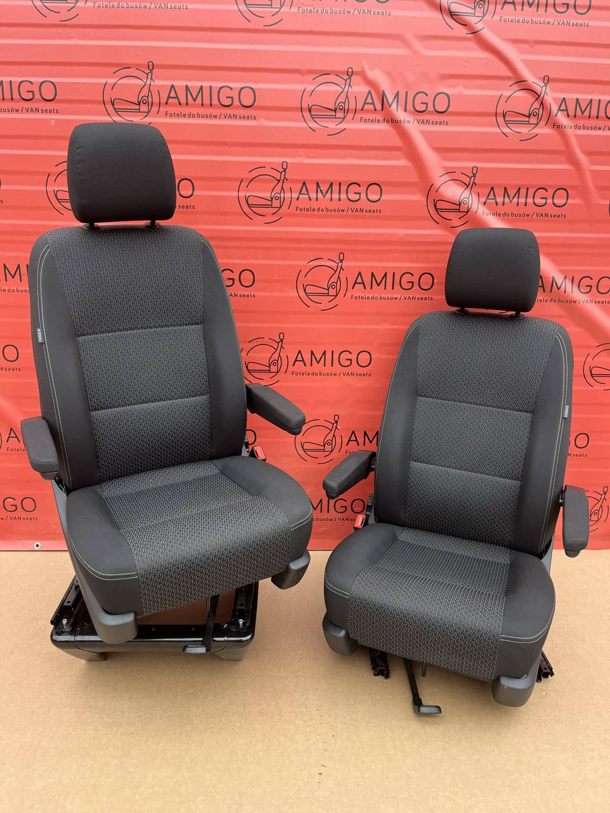 Driver passenger Captain swivel seats seat VW T6 Caravelle t5 Kutamo airbag heated