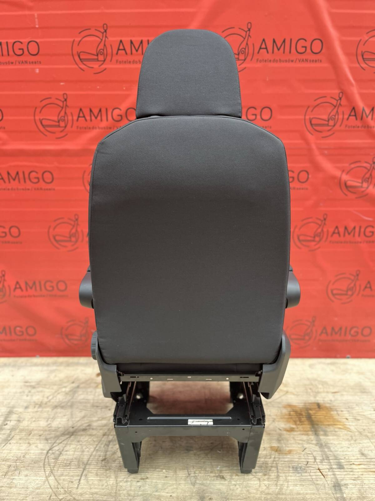 Seat VW Crafter II MAN TGE 2016-2023 UK driver | EU passenger captain seat armrests