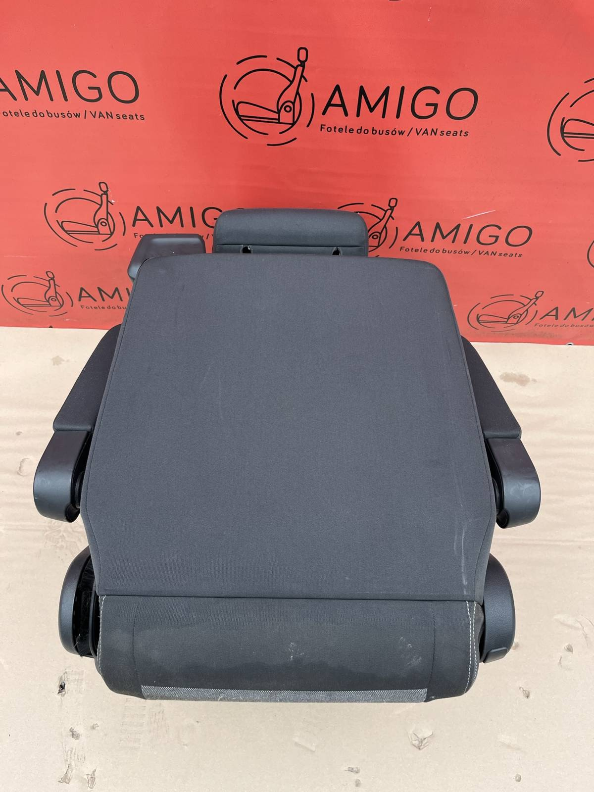 Seat VW T5 Multivan Caravelle Startline swivel rear for child