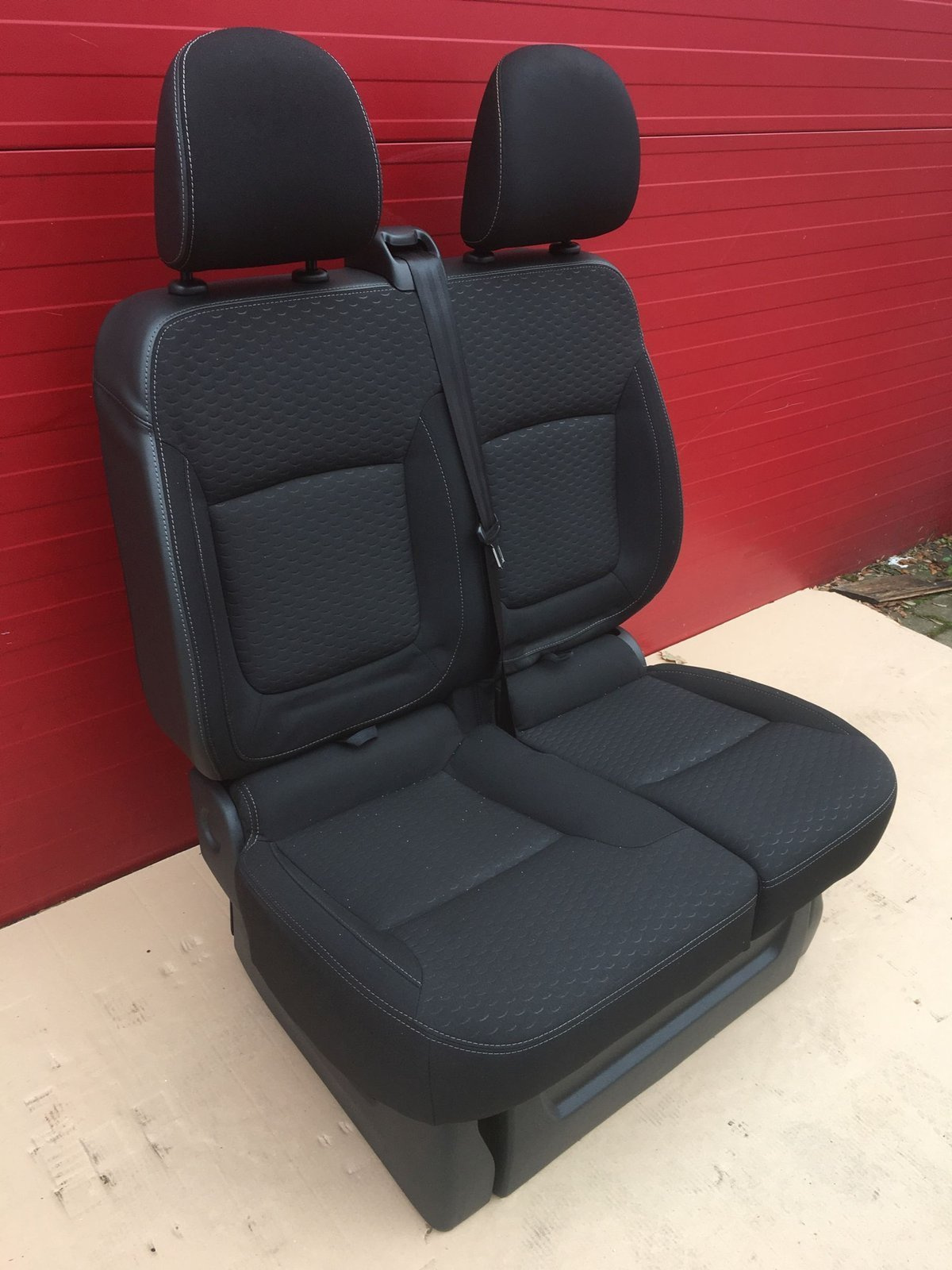 Opel Vauxhall Vivaro Trafic NV300 Talento front double passenger Seat LHD