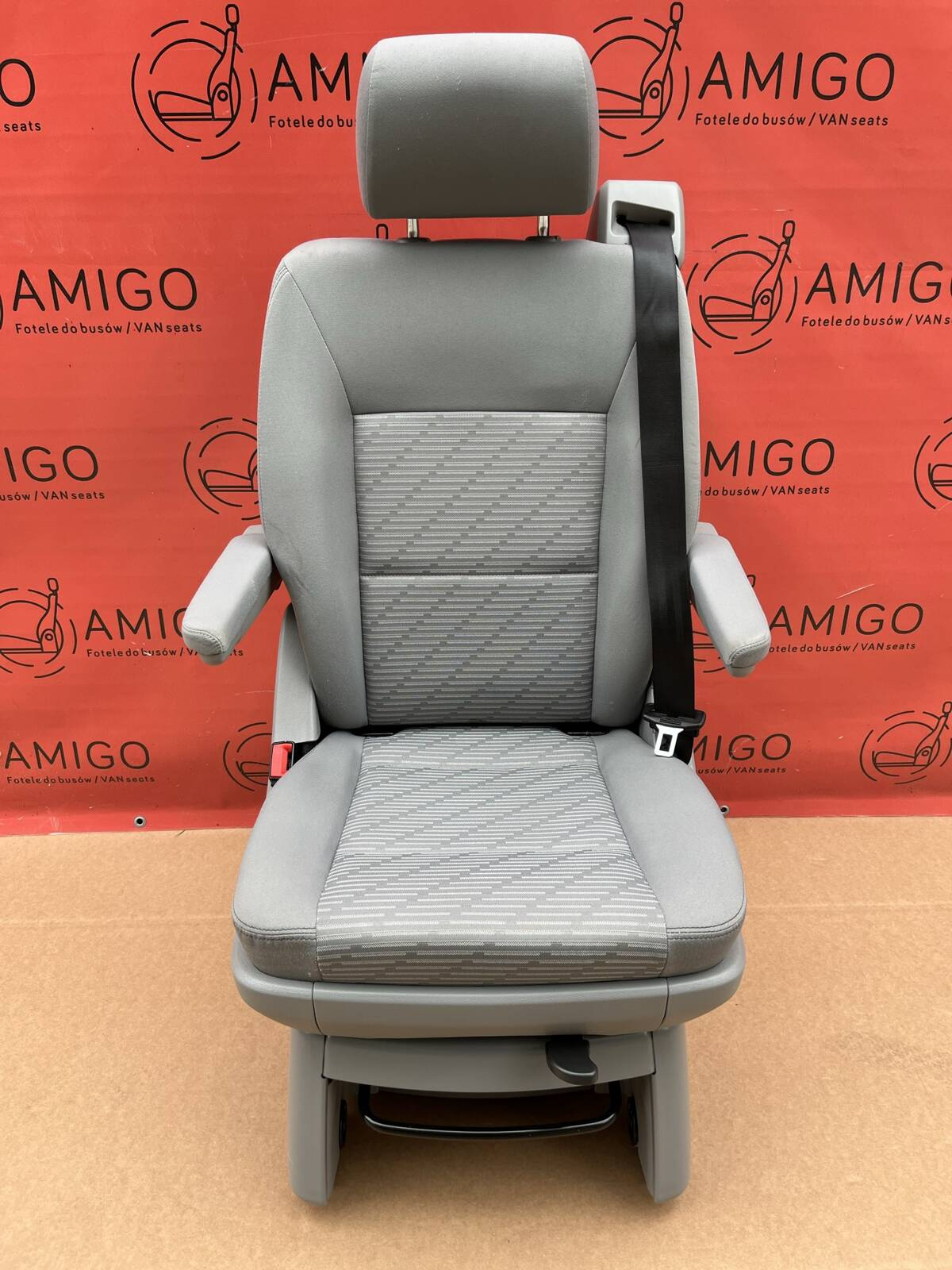 Seat VW T6 Multivan Cheyennvel rear t5e grey ISOFIX swi