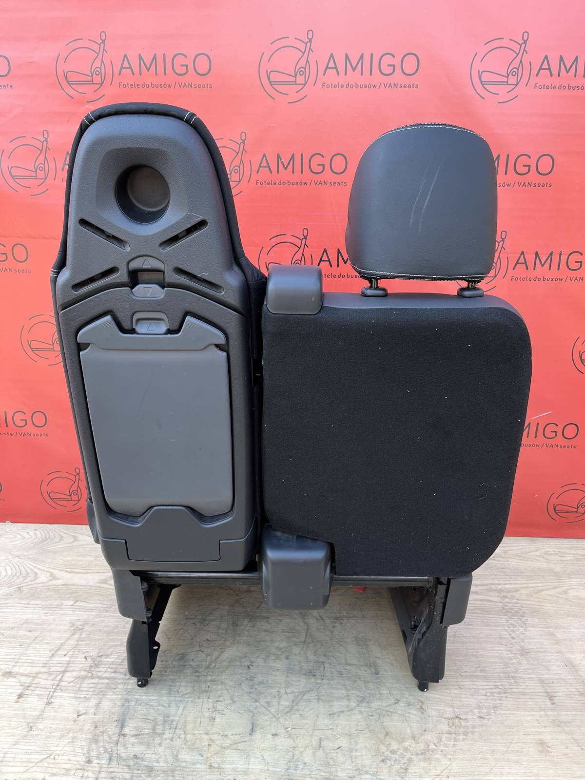 Seat Opel Vauxhall Vivaro Trafic NV300 TALENTO front double passenger LHD