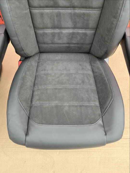 Driver passenger seat VW T5 DUO red Multivan Caravelle