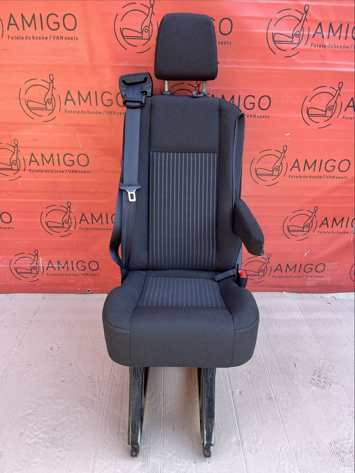 Seat Ford Transit MK8 single rear Traxon