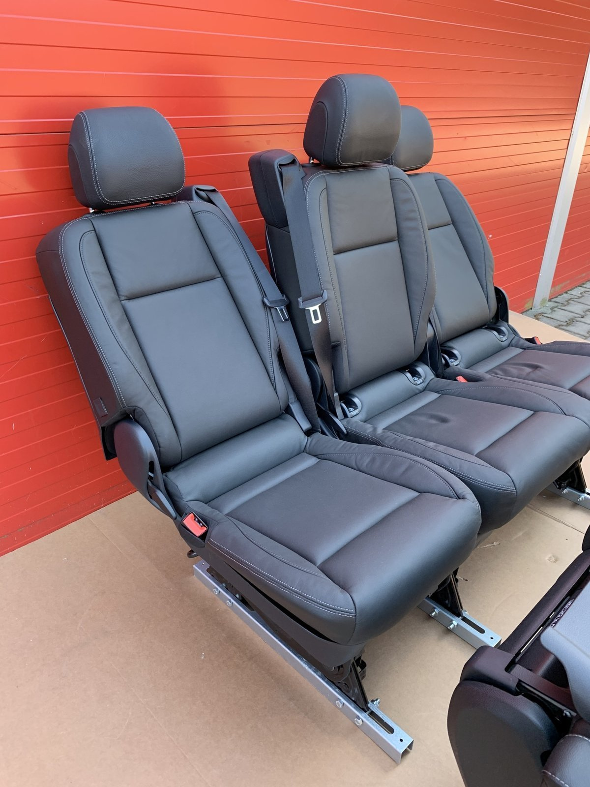 Mercedes V-class Vito Trafic Spaceclass Vivaro Tourer rear bench single seats swivel SET