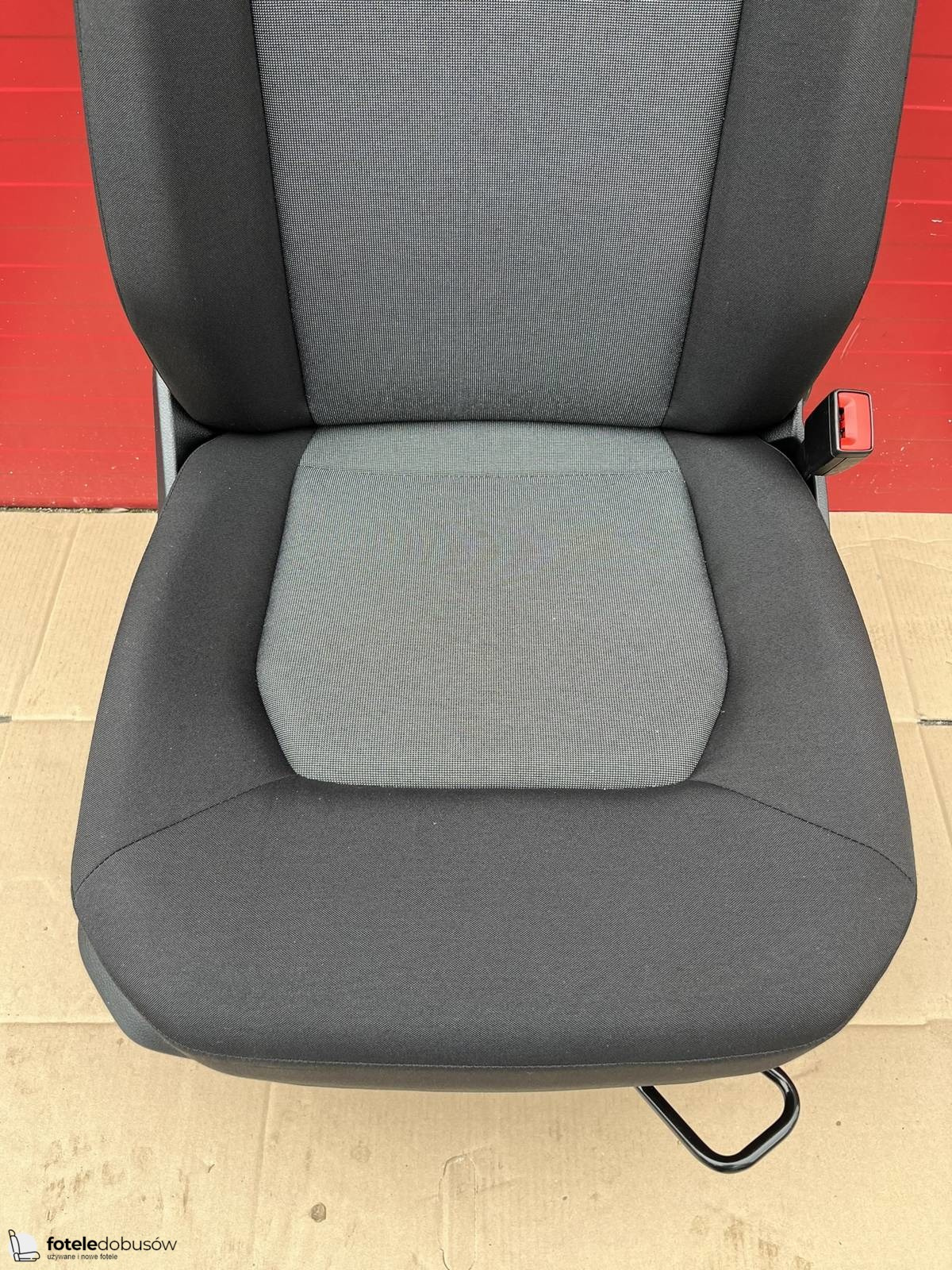 Seat VW Crafter II MAN TGE 2016-2022 driver captain seat | EU passenger seat airbag