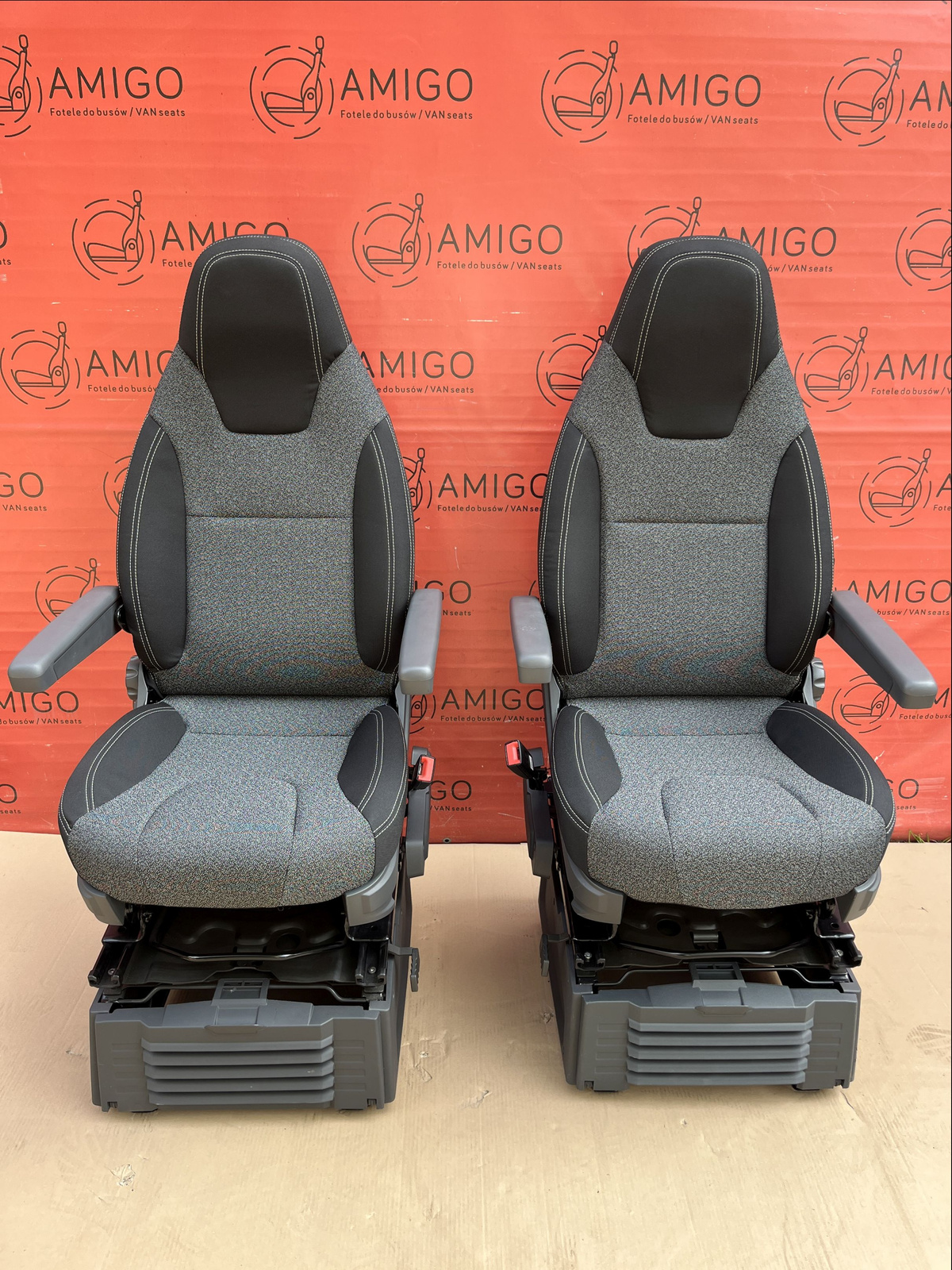 Seats Fiat Ducato Boxer Relay Proace Max Movano C left right swivel driver seat passenger CAMPER HYMER