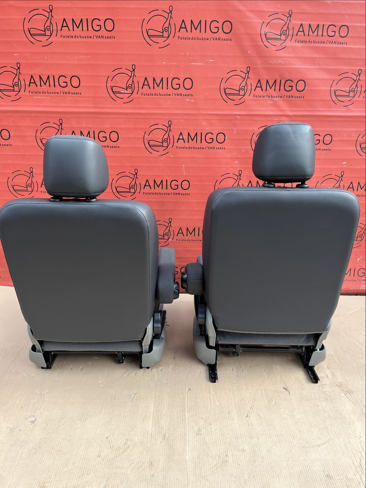 Seat driver passenger Renault Trafic Vauxhall Vivaro Nissan Primastar 2001-2014