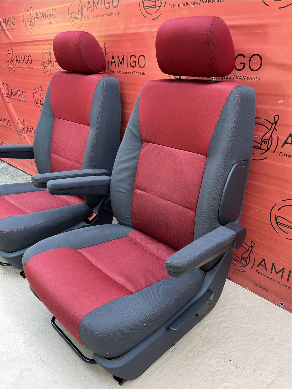 Driver passenger seat VW T5 DUO red Multivan Caravelle