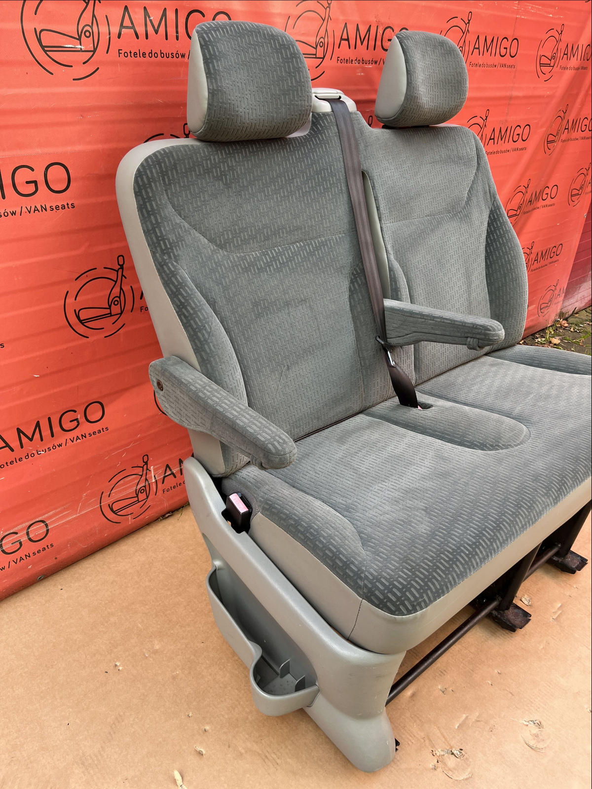 Seat double bench Renault Trafic Opel Vauxhall Vivaro Nissan Primastar 2001-2014