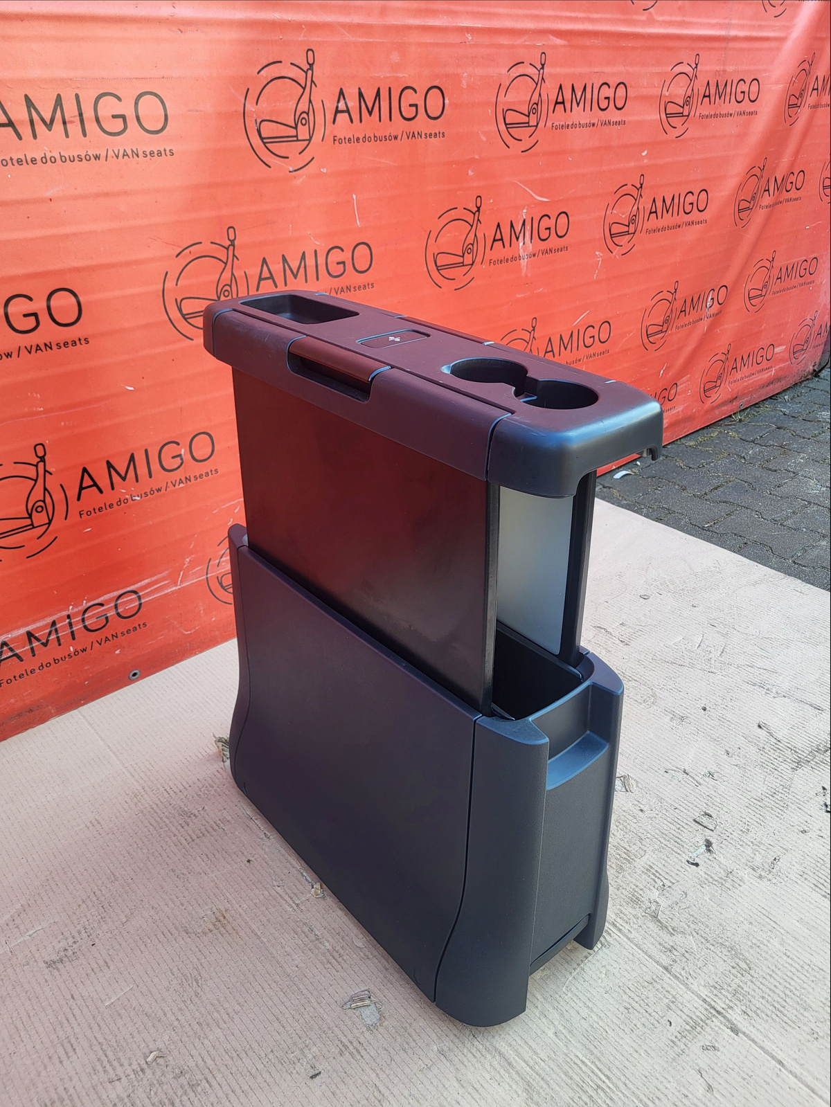 Mercedes V-class W447 Genuine Table Rear for rails W639