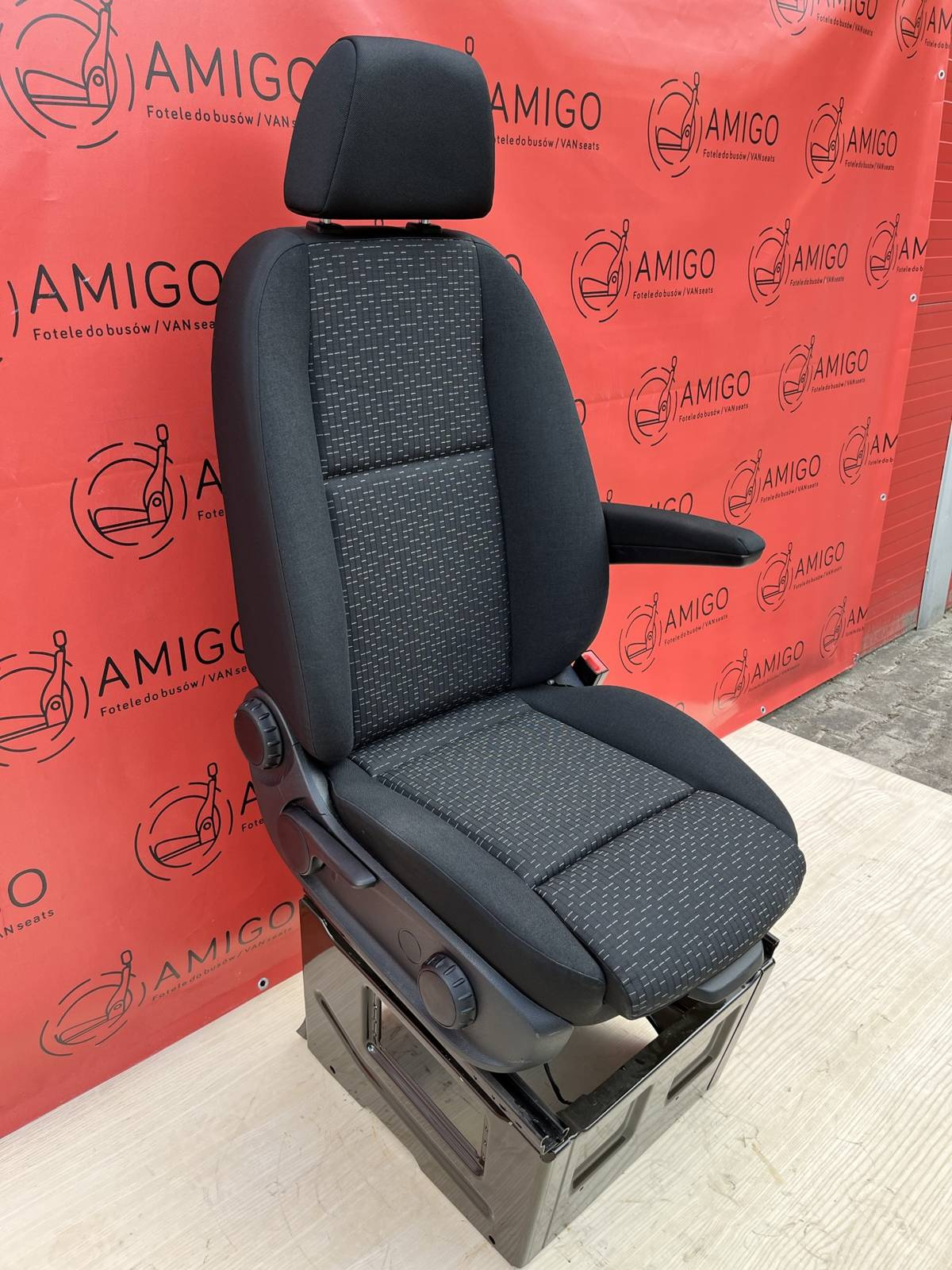 Seat Mercedes Sprinter W907 EU passenger seat | UK driver 2018-2022 Caluma with base
