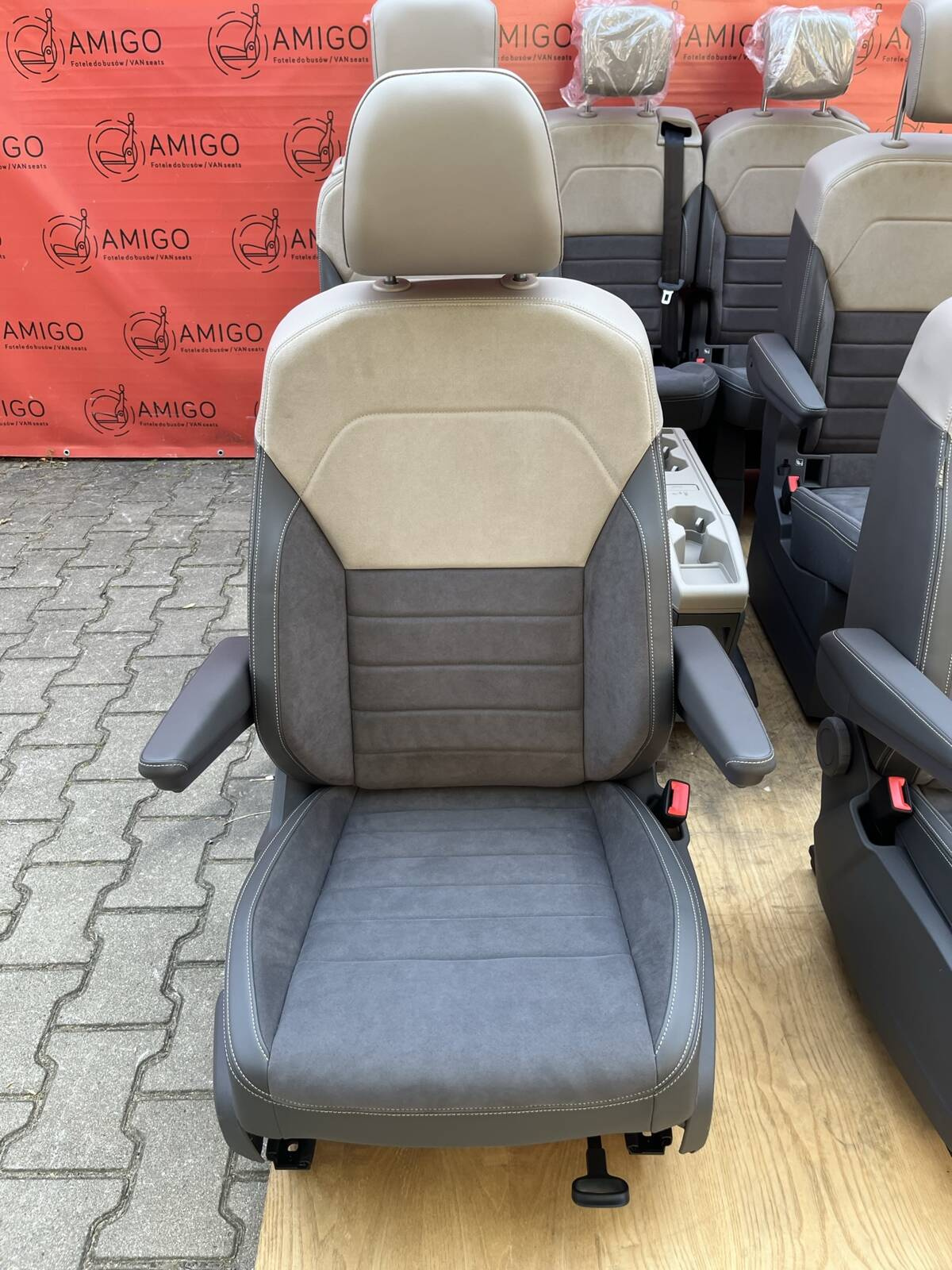 Seats front rear NEW VW Multivan T7 Table heated leather
