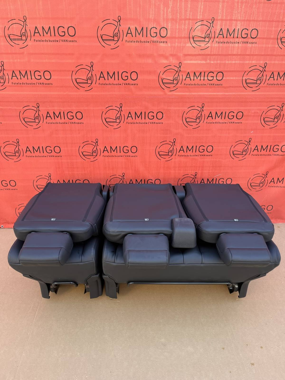 Rear bench seat Traveller Spacetourer Ulysse Zafira Vivaro Proace leather rails