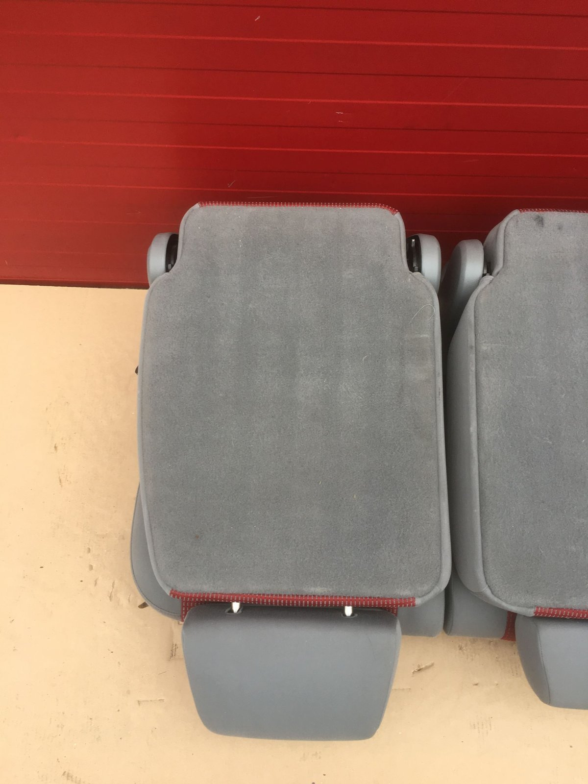 Seat rear bench double VW Caddy second row red grey