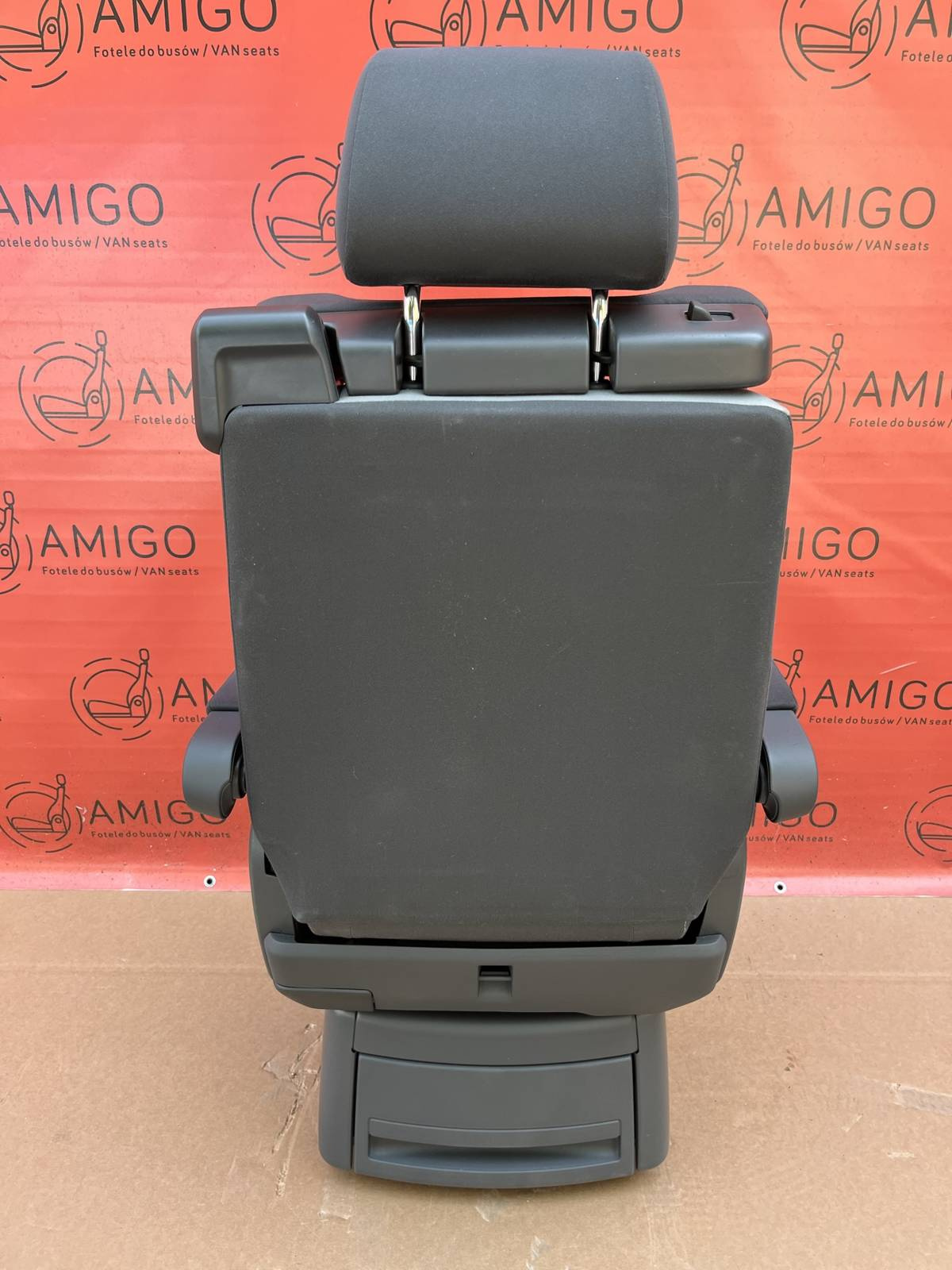 Seat VW T5.1 T5 Multivan Caravelle MILAN swivel rear for child