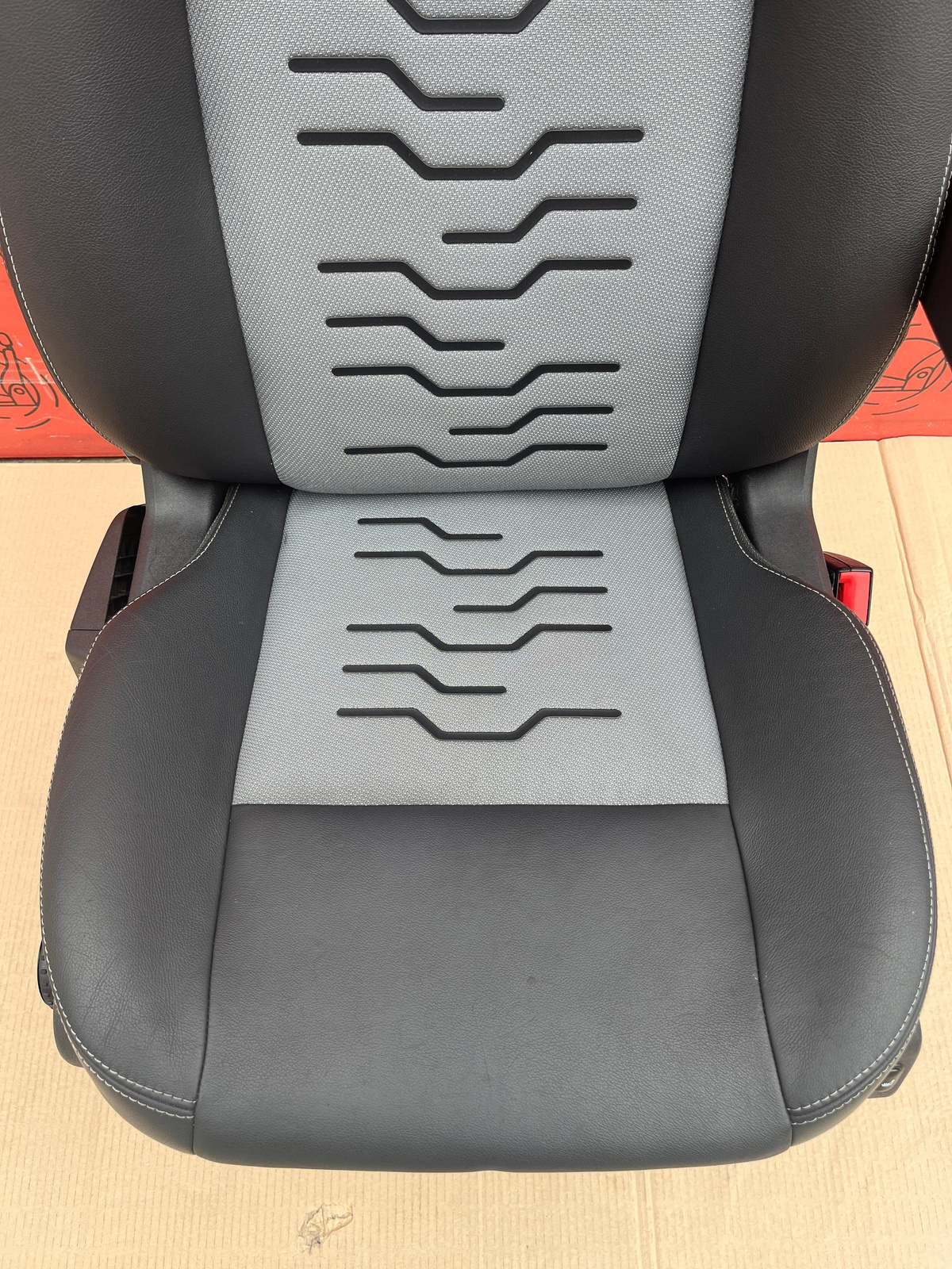 Ford Transit Custom or MK8 SPORT Seat EU passenger | UK driver armrest 2012-2022 Ecko Heated Airbag
