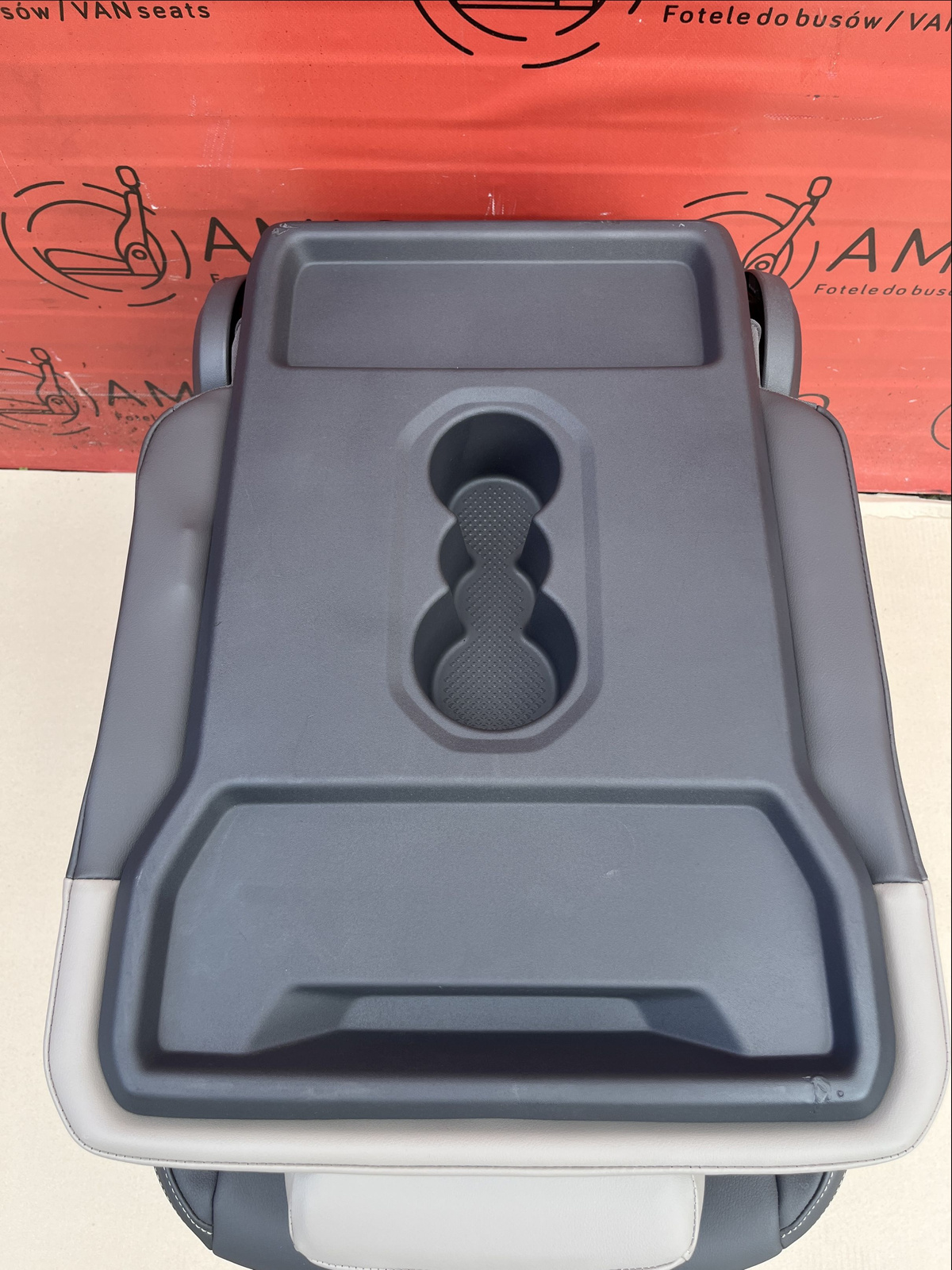 Seat NEW VW Multivan single middle with seatbelt T7 Leather Savona