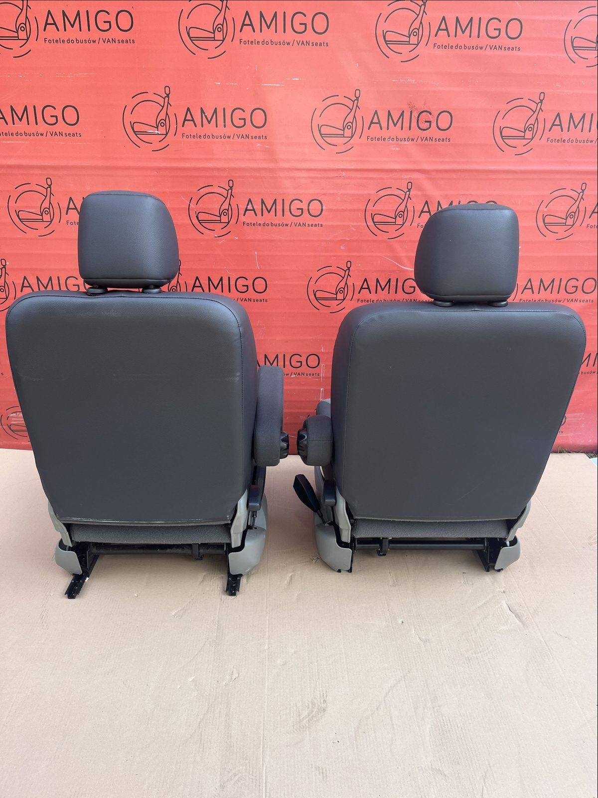 Seat driver passenger Renault Trafic Vauxhall Vivaro Nissan Primastar 2001-2014