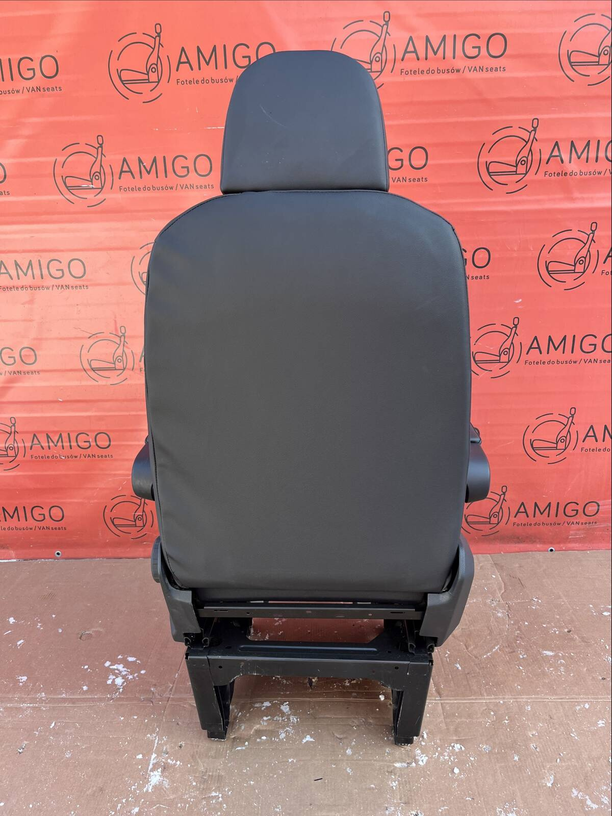 Seat VW Crafter II MAN TGE 2016-2024 EU passenger | UK driver seat armrests