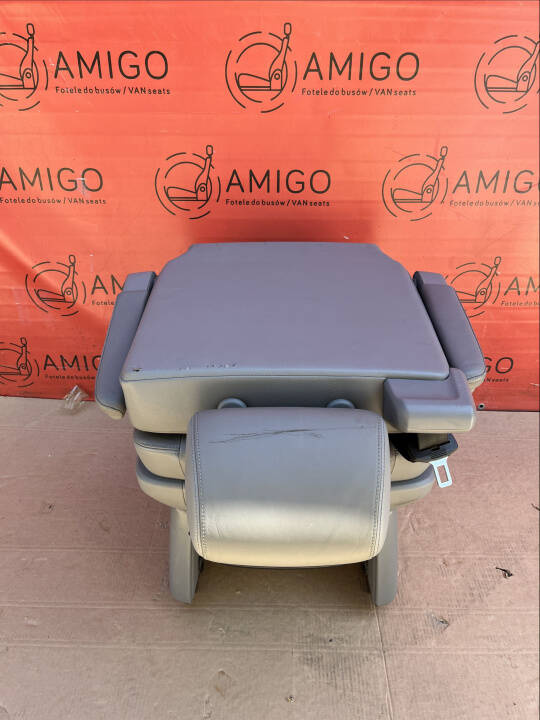 Seat single VW T5 Multivan Caravelle grey leather rear t6 swivel