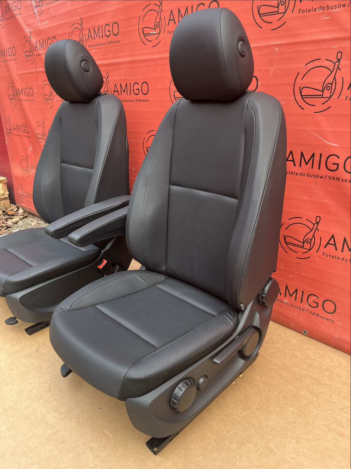 Seat Mercedes Vito W447 driver passenger 2014-2025 armrest adjustments Leatherette