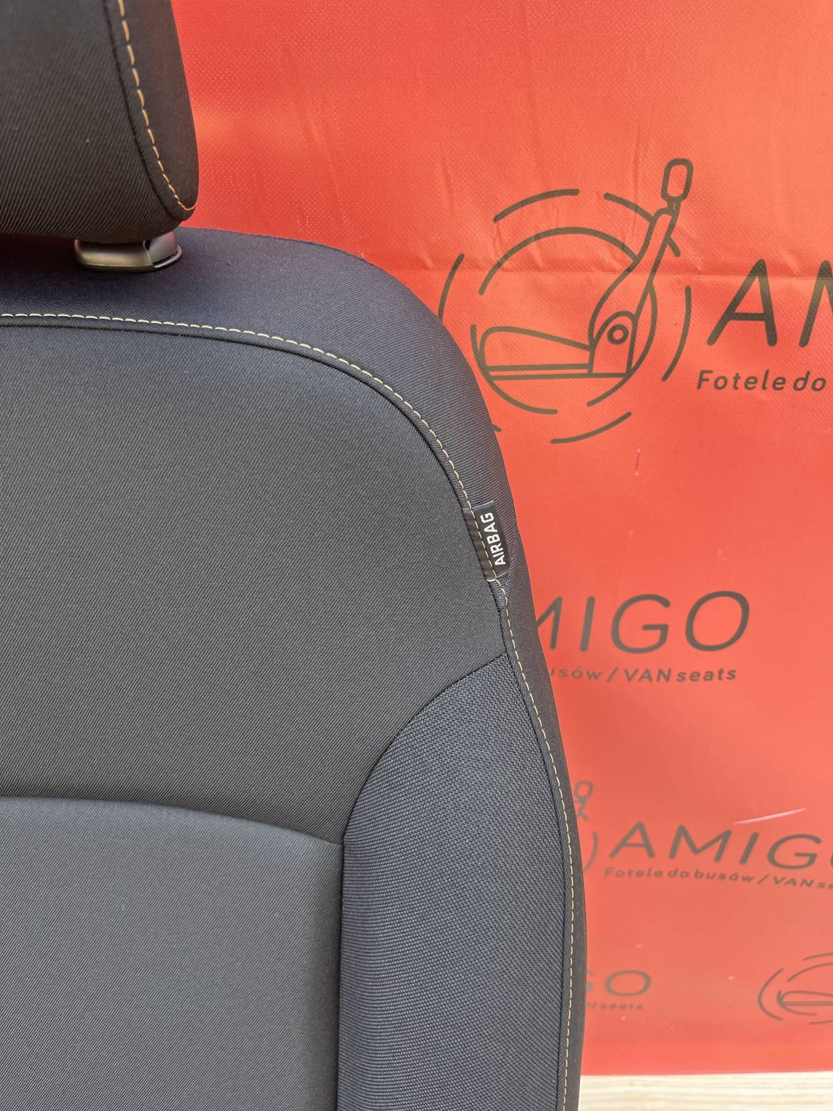 Seat UK passenger | EU driver Renault Trafic Opel Vauxhall Vivaro NV300 Talento armrest airbag