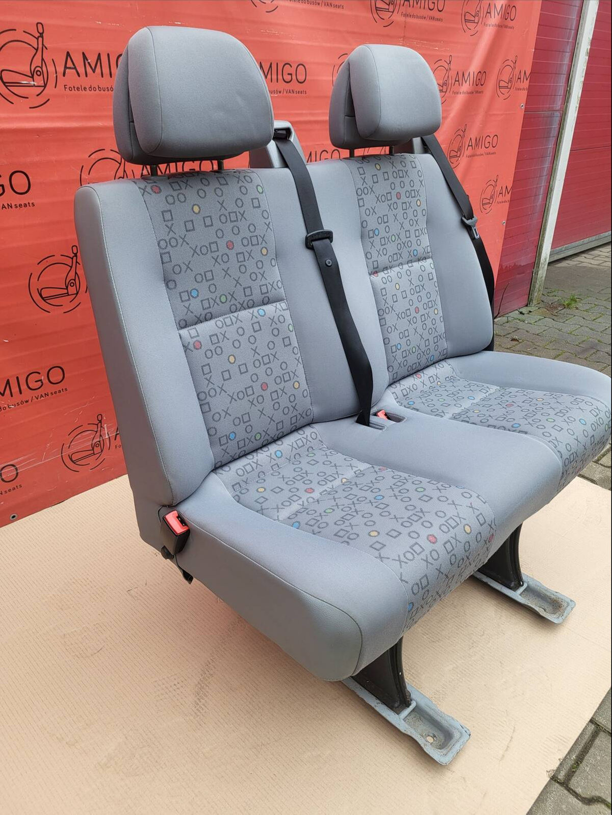 Seat VW Crafter I Mercedes Sprinter W906 2006-2016 rear triple bench OX armrest