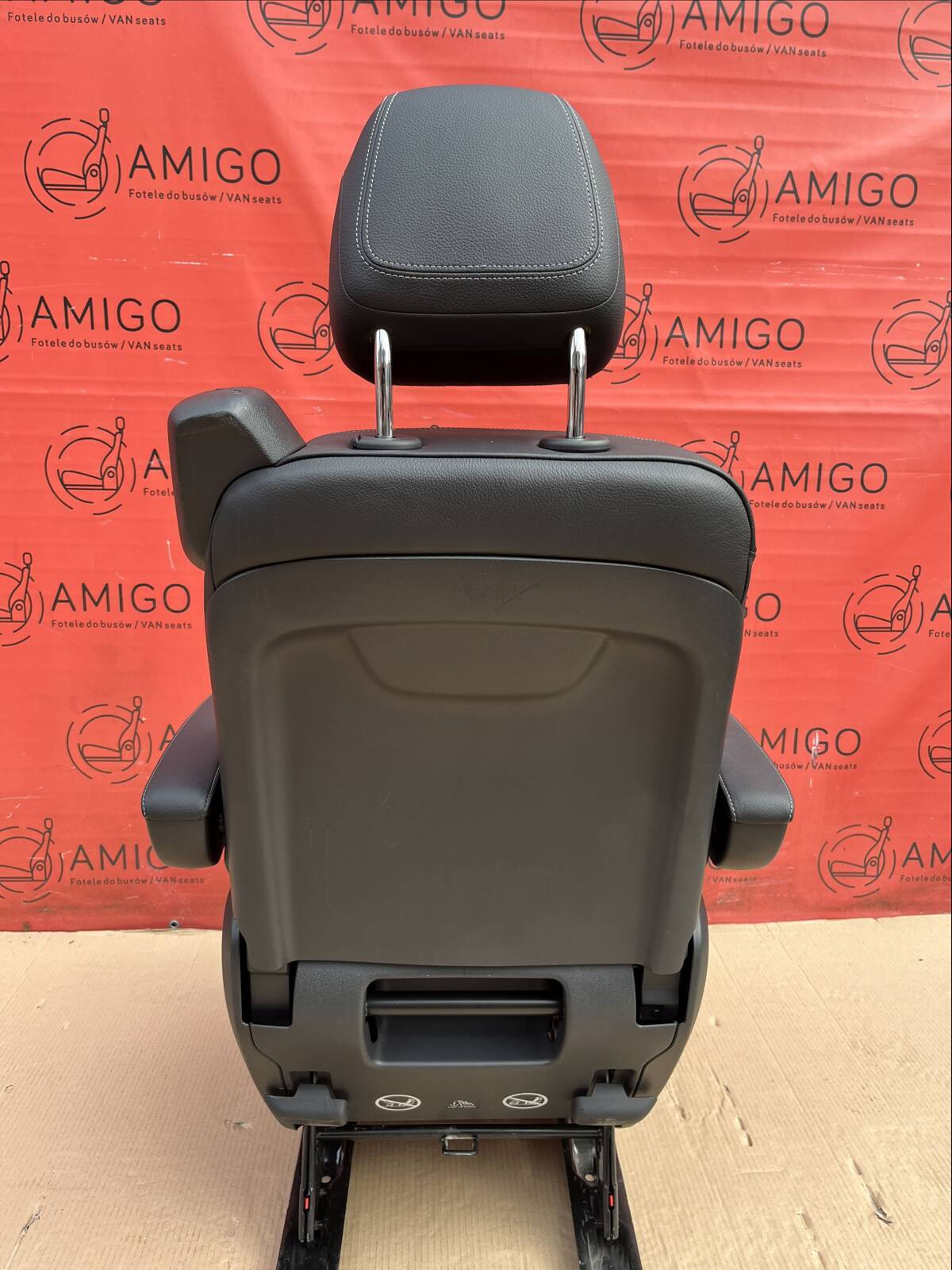 Seat single rear Mercedes V-class W447 Leather Lugano Black