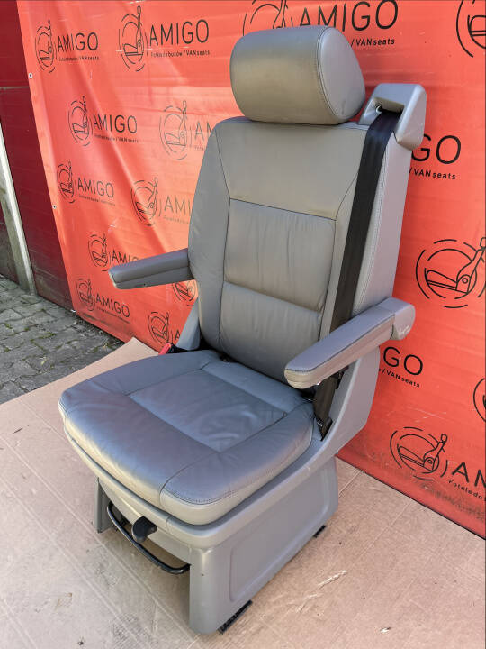 Seat single VW T5 Multivan Caravelle grey leather rear t6 swivel